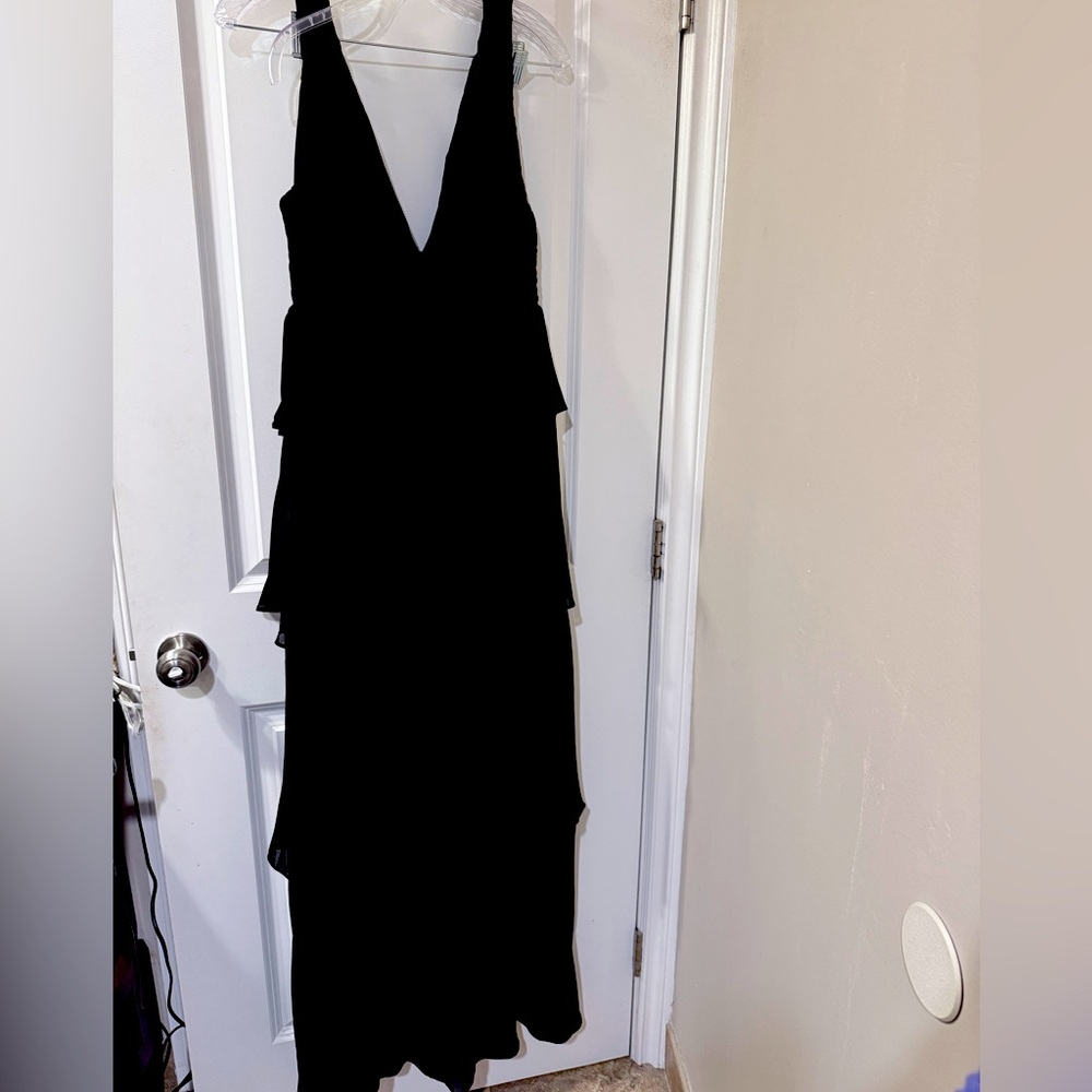 Lulu's Black Backless Maxi Dress